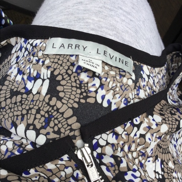 Larry Levine medium tank with front zipper - Picture 8 of 16